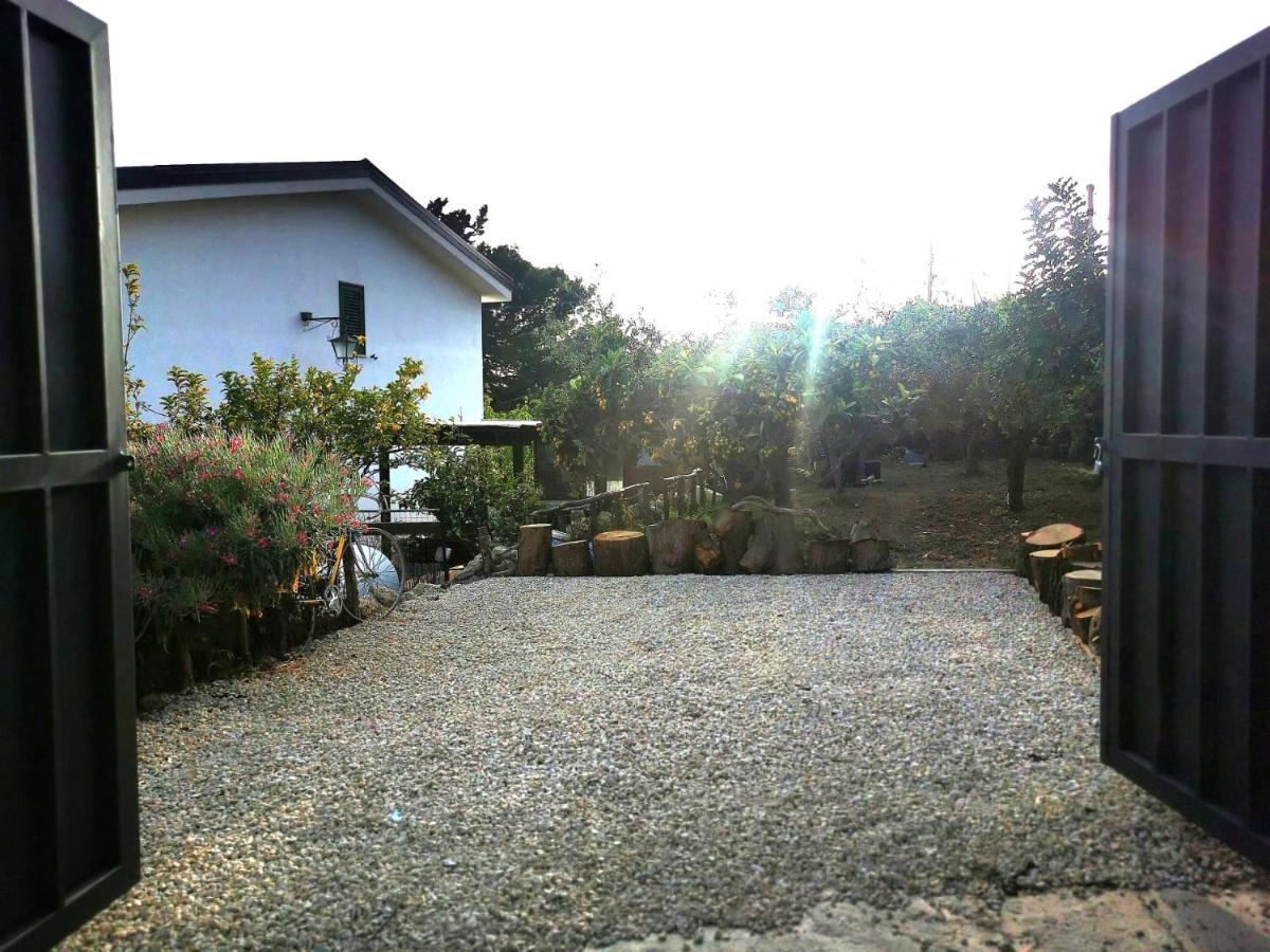Villa Emily Ликата Экстерьер фото